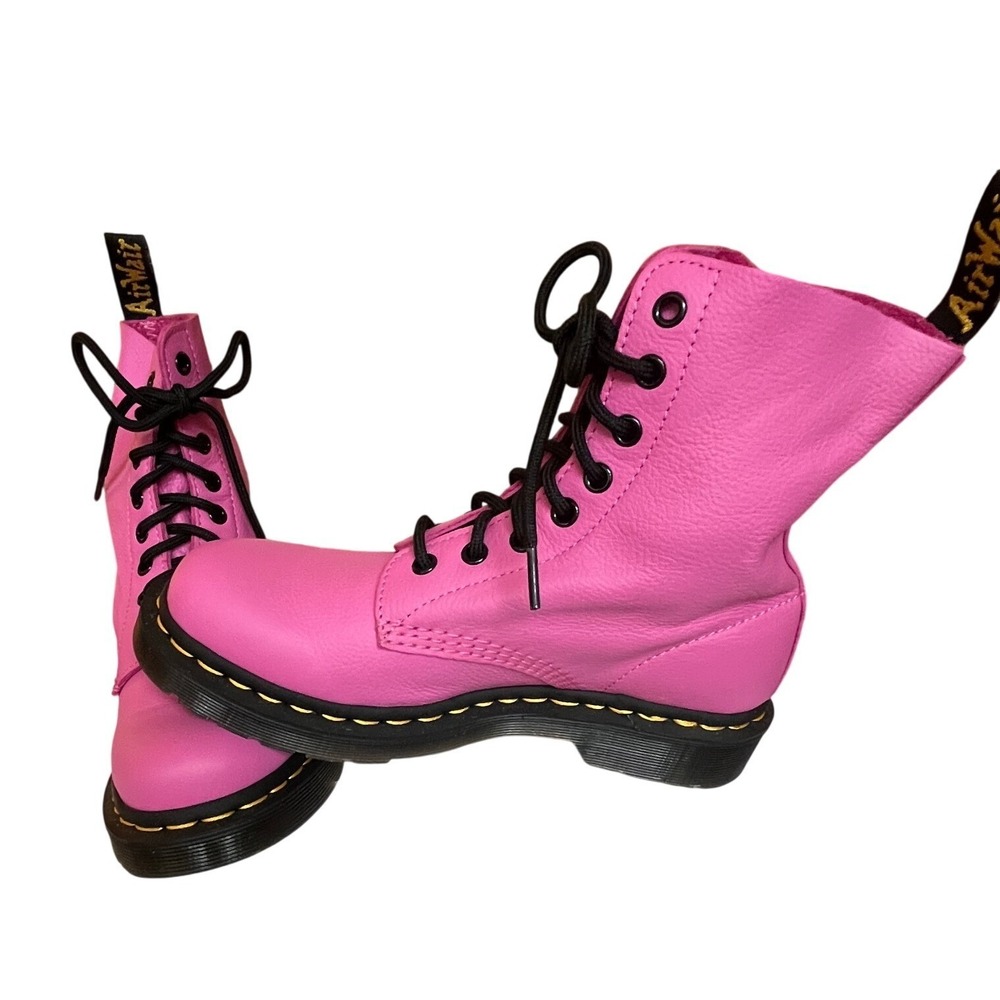 Dr Martens Pink Leather 8 Eye Lace‎ Up Boots Women US 7 EU 38 girlhoodcore goth - Picture 5 of 9